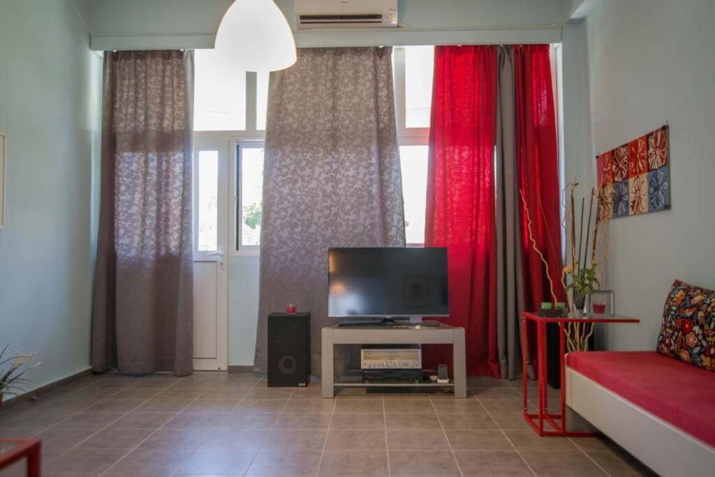 הוילה Mesolóngion Ανακαινισμενη Μονοκατοικια 125 Τμ Στο Κεντρο Με Κηπο מראה חיצוני תמונה
