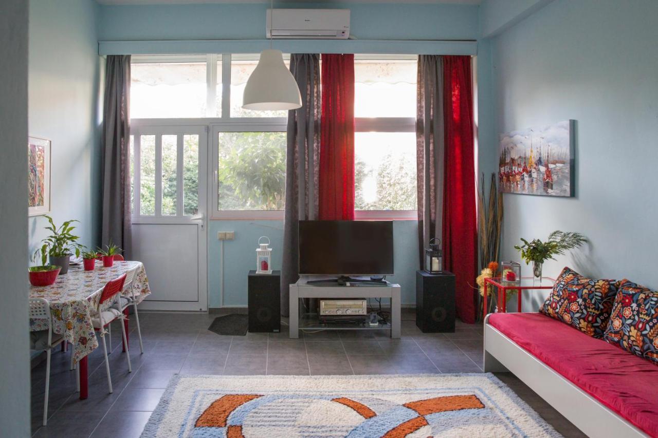הוילה Mesolóngion Ανακαινισμενη Μονοκατοικια 125 Τμ Στο Κεντρο Με Κηπο מראה חיצוני תמונה